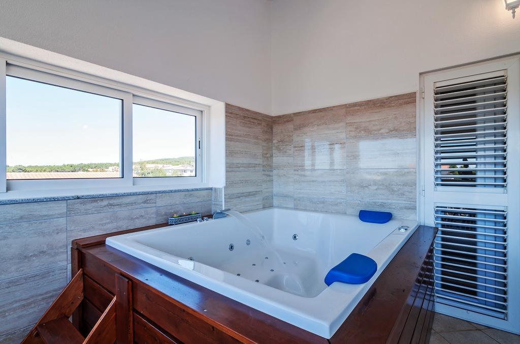 Apartment Tony With Private Pool Sukošan Екстериор снимка
